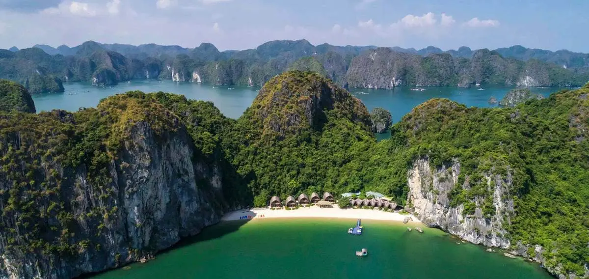 Trọn bộ Kinh nghiệm đi Cát Bà ăn chơi gì ở đâu siêu xịn đây!
