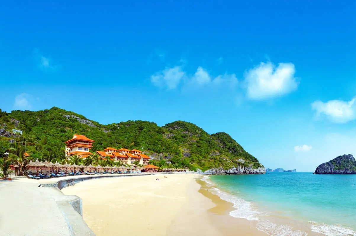Gợi &yacute; Lịch tr&igrave;nh kh&aacute;m ph&aacute; Đồ Sơn 2 ng&agrave;y gi&aacute; rẻ 2