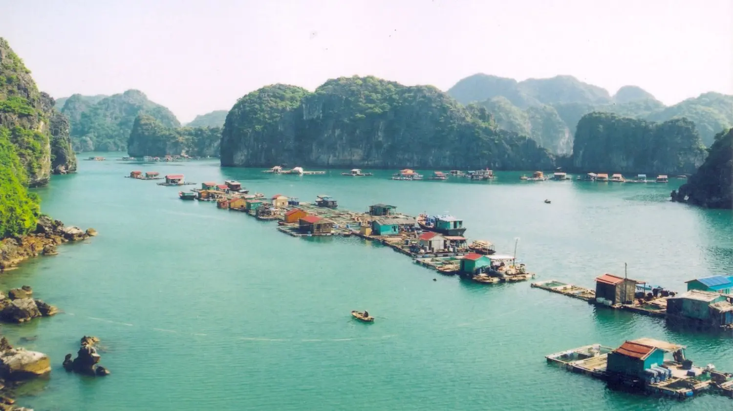 Kh&aacute;m ph&aacute; đất Cảng c&ugrave;ng Lịch tr&igrave;nh du lịch Hải Ph&ograve;ng 2N1Đ 2