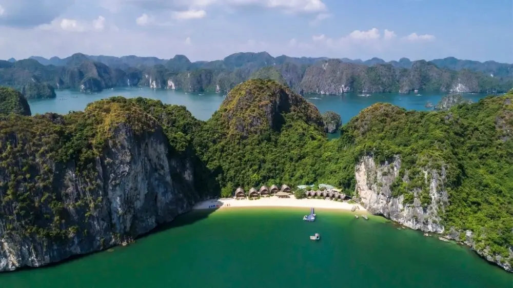 Lịch tr&igrave;nh kh&aacute;m ph&aacute; Hải Ph&ograve;ng 3N2Đ d&agrave;nh cho t&iacute;n đồ x&ecirc; dịch 2