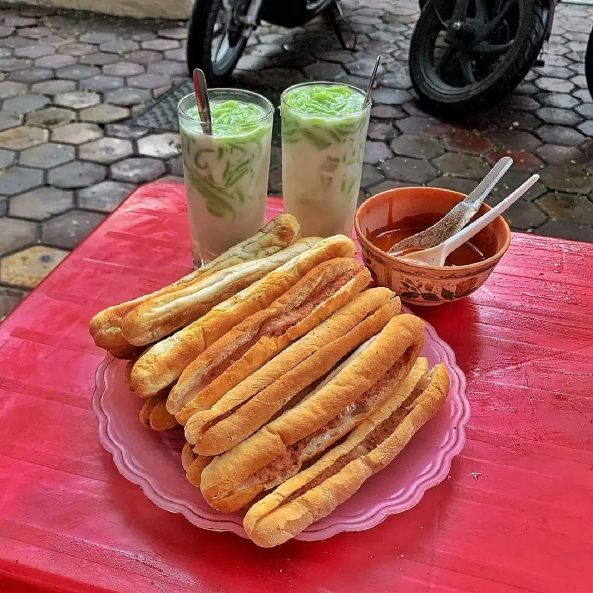 Trải nghiệm ẩm thực đất Cảng với Food tour Hải Ph&ograve;ng trong 1 ng&agrave;y 5