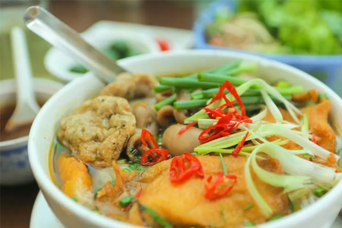 Trải nghiệm từ A-Z Food tour Hải Ph&ograve;ng 2N1Đ 11