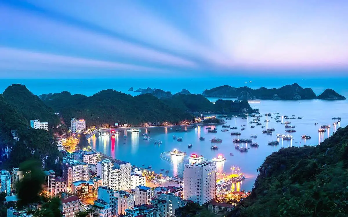 Khám phá đất Cảng cùng Lịch trình du lịch Hải Phòng 2N1Đ