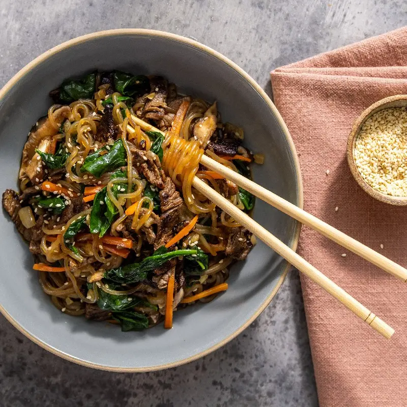 Japchae: Món miến trộn quốc dân trong ngày lễ Hàn Quốc 3