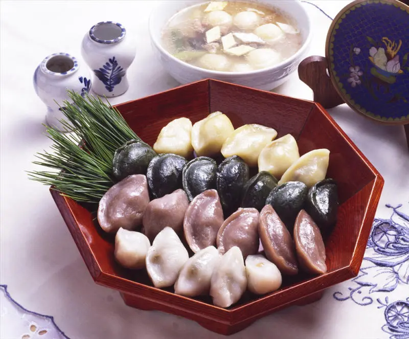 Thưởng thức Songpyeon: B&aacute;nh Trung thu H&agrave;n Quốc thơm ngon kh&oacute; cưỡng 5