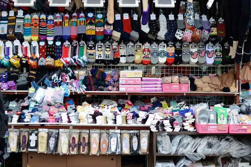 Kh&aacute;m ph&aacute; chợ Dongdaemun, thi&ecirc;n đường mua sắm về đ&ecirc;m của Seoul 6