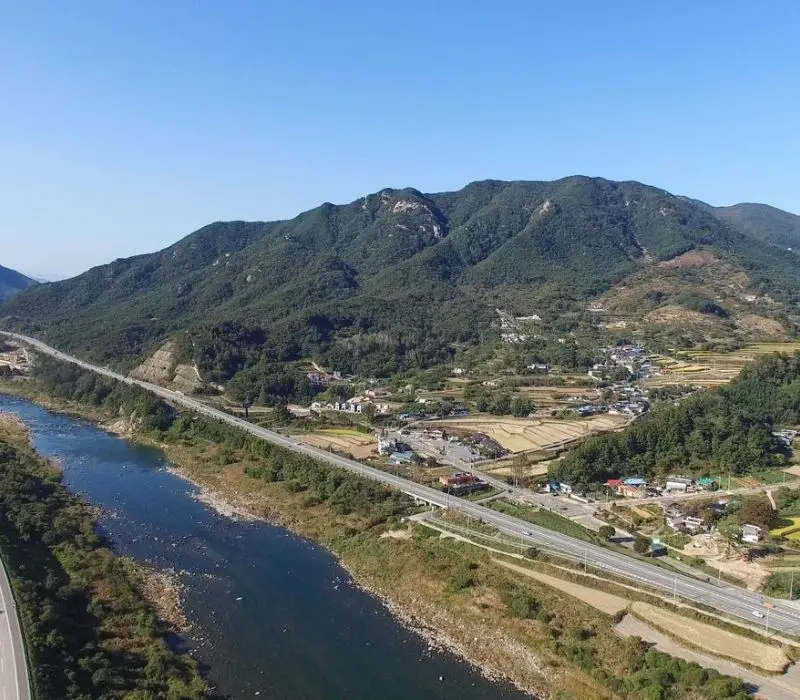Du ngoạn Sancheong thanh bình, yên ả giữa Hàn Quốc xinh đẹp