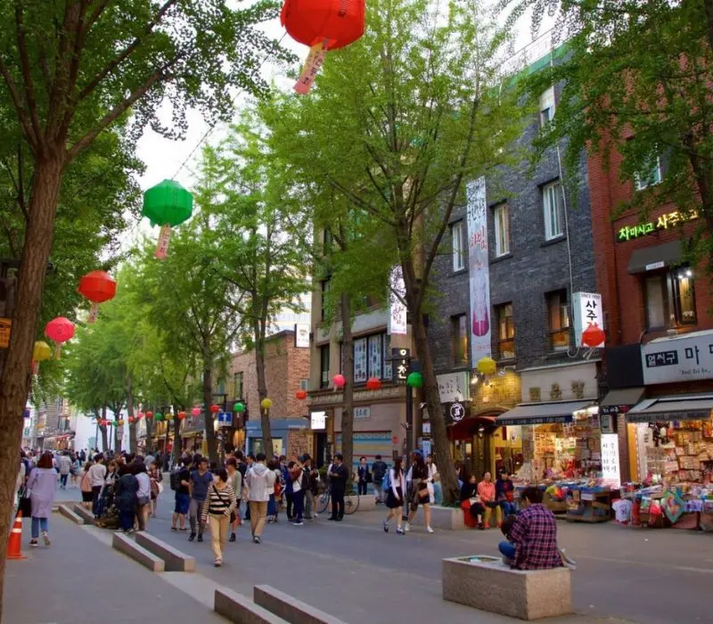 Phố Insadong trung tâm văn hóa truyền thống Hàn Quốc tại Seoul