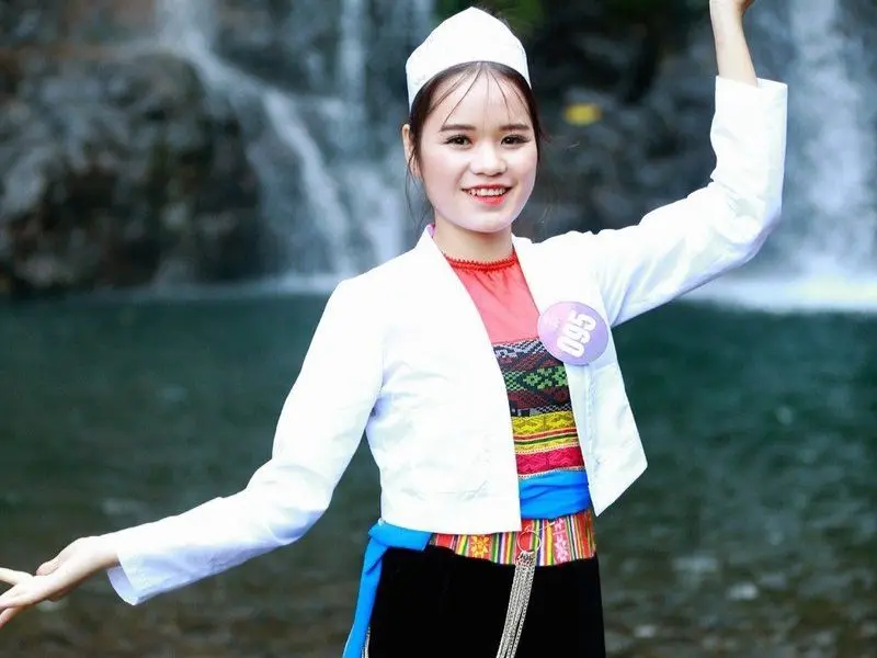 Phượt th&aacute;c Trăng H&ograve;a B&igrave;nh: Mọi điều bạn cần biết trước khi l&ecirc;n đường 9
