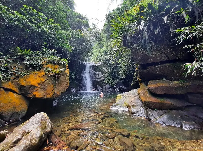Tắm hồ Thung Nai Hòa Bình, thăm bản làng đậm văn hóa dân tộc 6