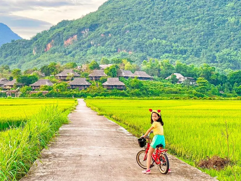 Lịch tr&igrave;nh du lịch H&ograve;a B&igrave;nh 2 ng&agrave;y 1 đ&ecirc;m bạn n&ecirc;n trải nghiệm 10