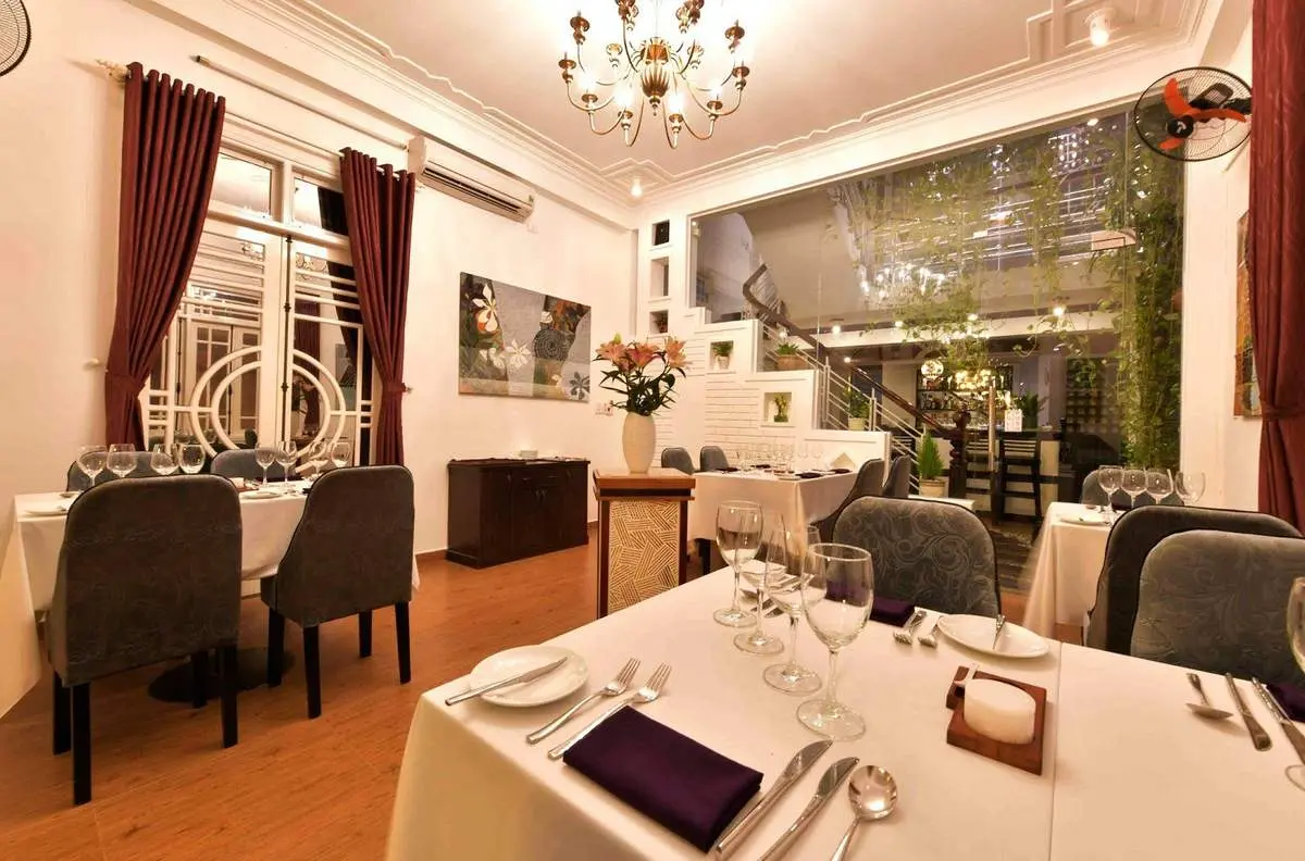 Aubergine49 restaurant Hoi An - Ẩm thực được tạo n&ecirc;n với niềm đam m&ecirc; từ sự ho&agrave;n hảo 15