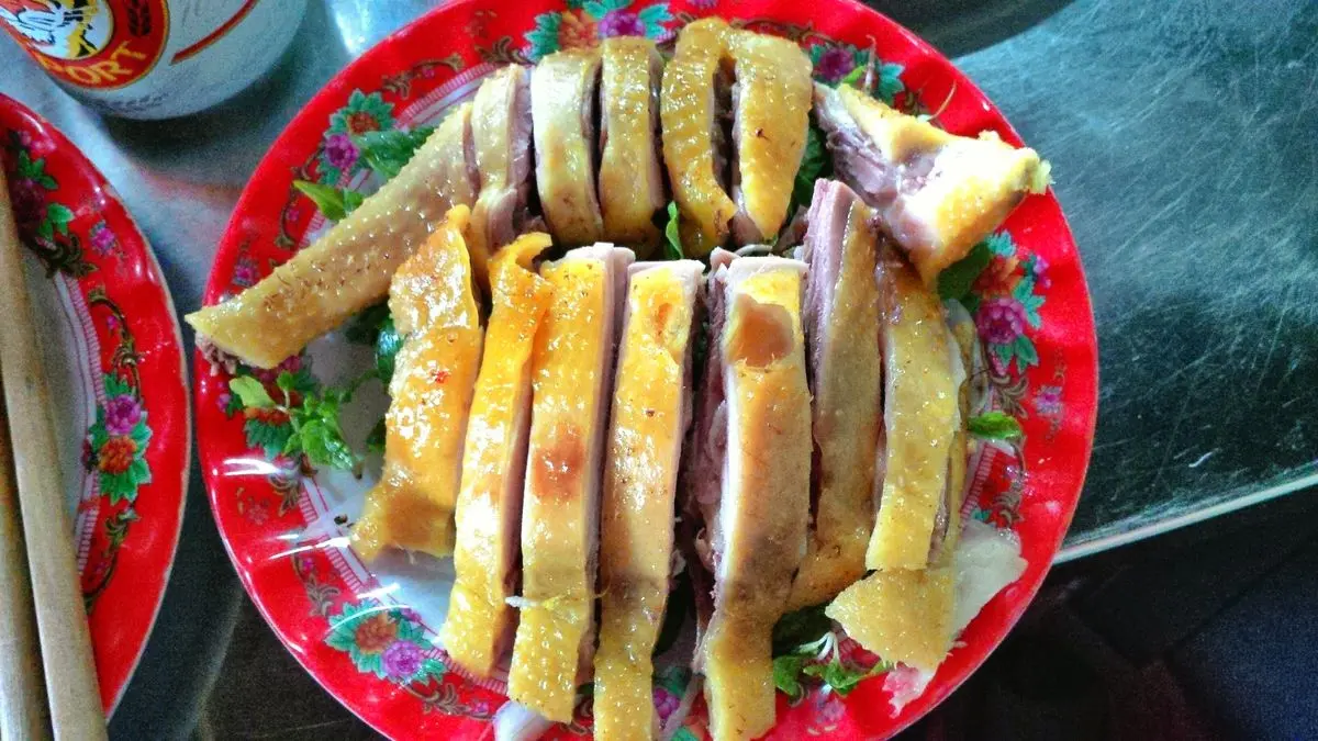 Bỏ t&uacute;i ngay 25 m&oacute;n ngon Hội An ăn một lần l&agrave; nhớ m&atilde;i 3