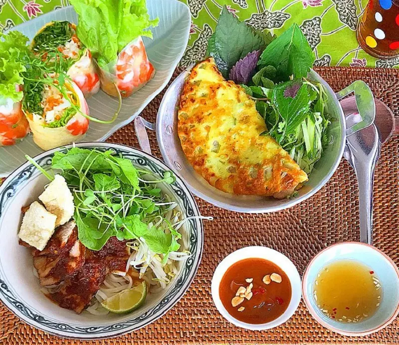 Điểm danh 10 tiệm bánh xèo Hội An ngon số dzách mà bạn không thể bỏ qua 9