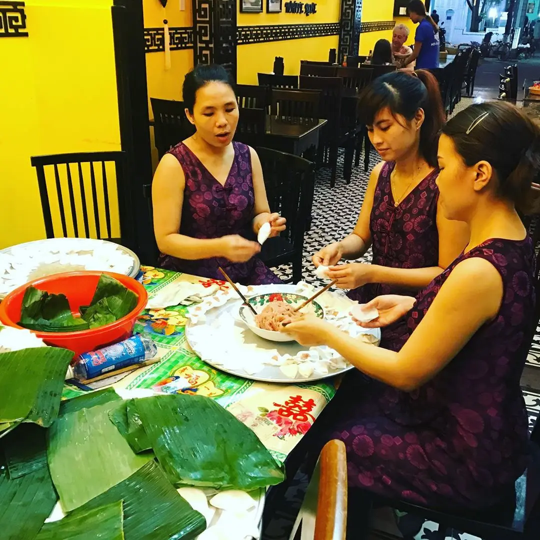 L&ograve; b&aacute;nh bao b&aacute;nh vạc B&ocirc;ng Hồng Trắng Hội An - Loại b&aacute;nh đẹp dịu d&agrave;ng mang hương vị tinh tế 10