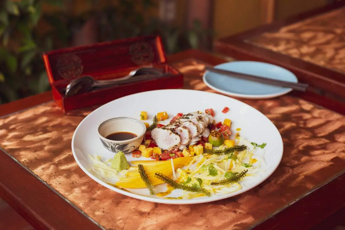 Mango Mango Hoi An restaurant - Nh&agrave; h&agrave;ng sở hữu nội thất đầy m&agrave;u sắc 6