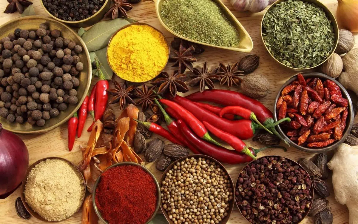 Ngon kh&oacute; cưỡng m&oacute;n b&aacute;nh ướt cuốn thịt nướng Hội An 5