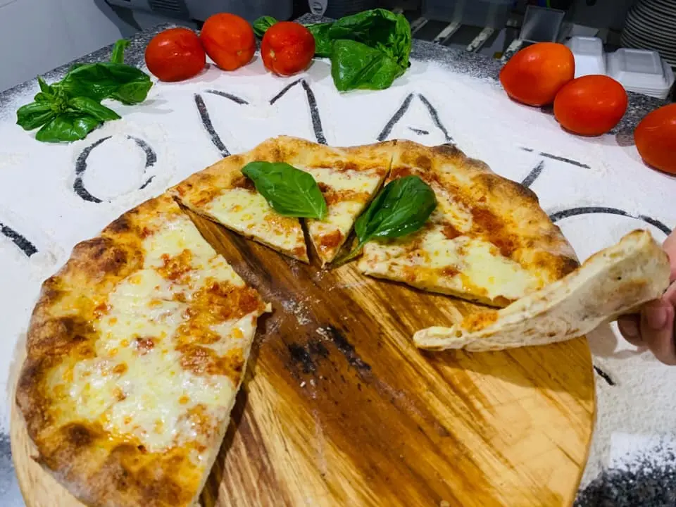 Tomato Italian Restaurant Hoi An - Thưởng thức hương vị &Yacute; ở phố cổ 24