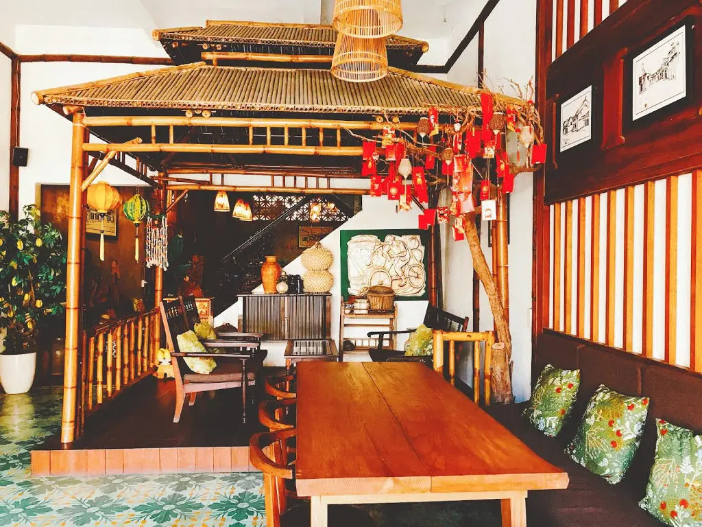 Top 21 Qu&aacute;n Caf&eacute; Phố Cổ Biết Chiều Chuộng Bạn Từ View Đến Vị 8