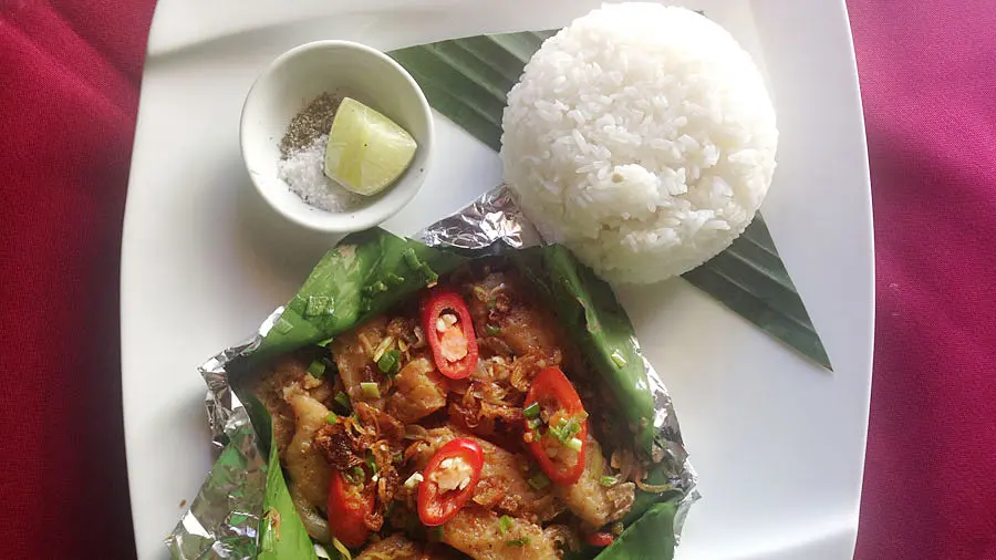 Vinh Hung Restaurant Hoi An - Nh&agrave; h&agrave;ng m&oacute;n ăn Việt đầu ti&ecirc;n ở phố Hội 11