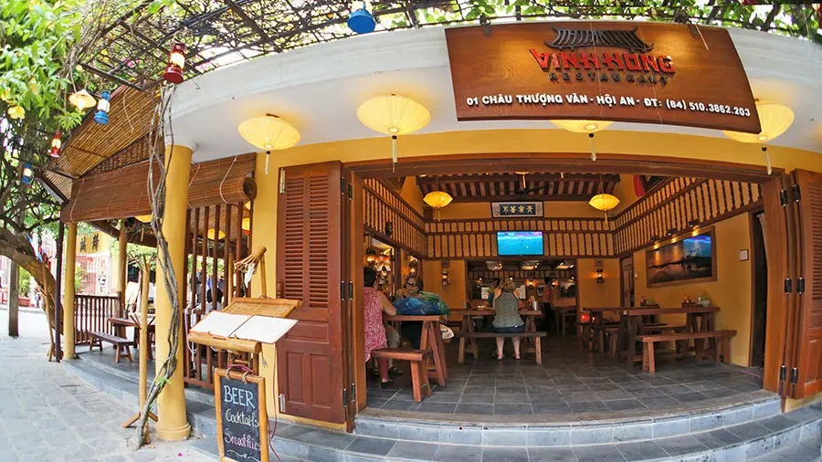 Vinh Hung Restaurant Hoi An - Nh&agrave; h&agrave;ng m&oacute;n ăn Việt đầu ti&ecirc;n ở phố Hội 33