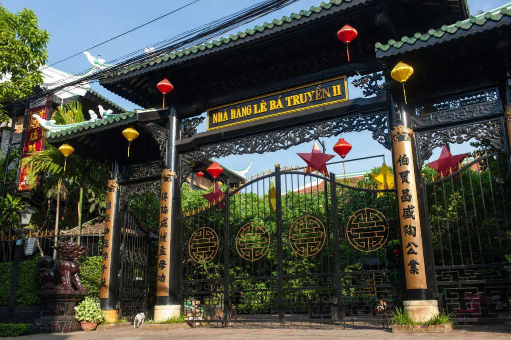Le Ba Truyen Restaurant Hoi An - Đặc sắc nhà hàng Việt với kiến trúc đặc trưng phố cổ