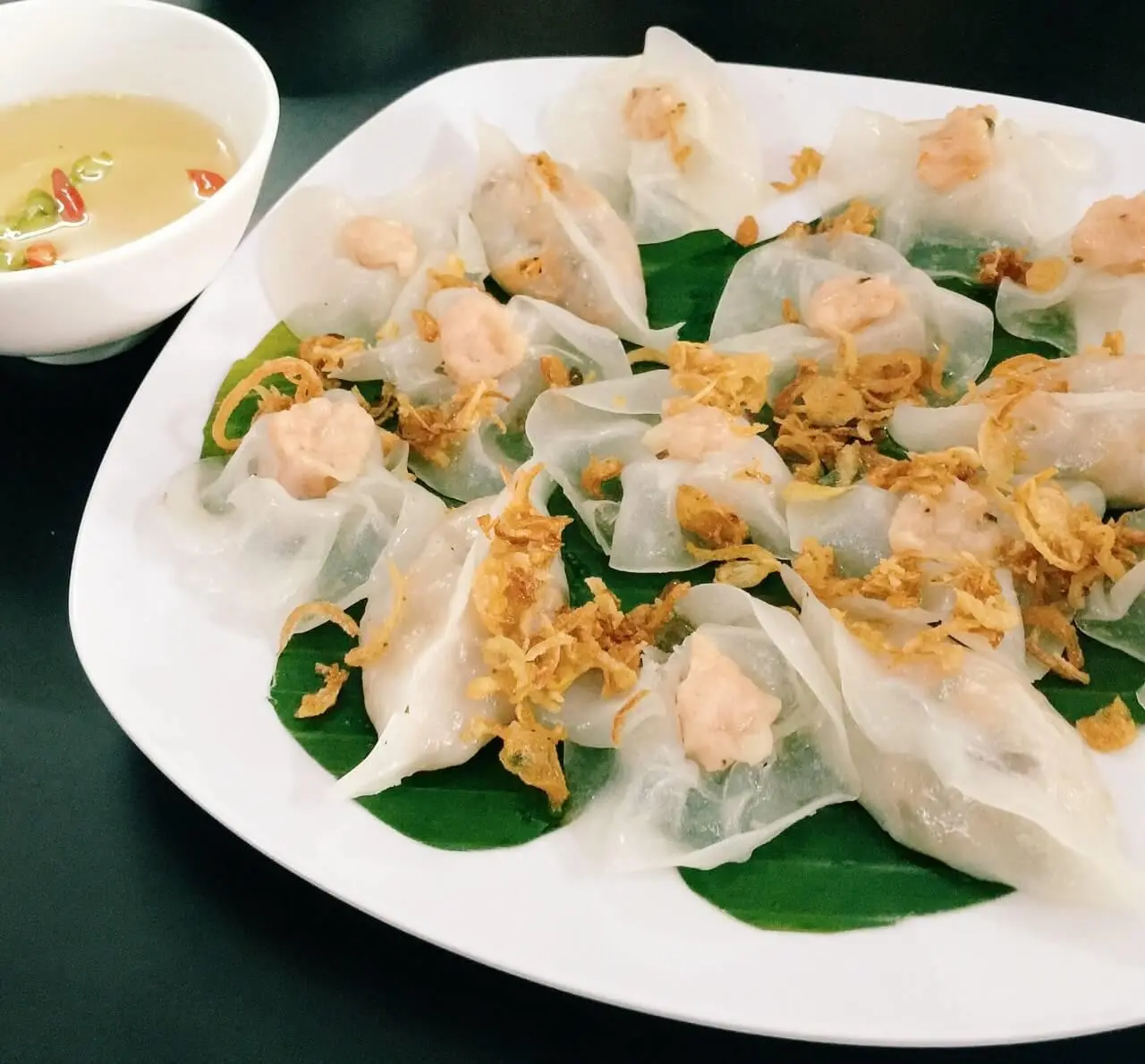 Lò bánh bao bánh vạc Bông Hồng Trắng Hội An - Loại bánh đẹp dịu dàng mang hương vị tinh tế