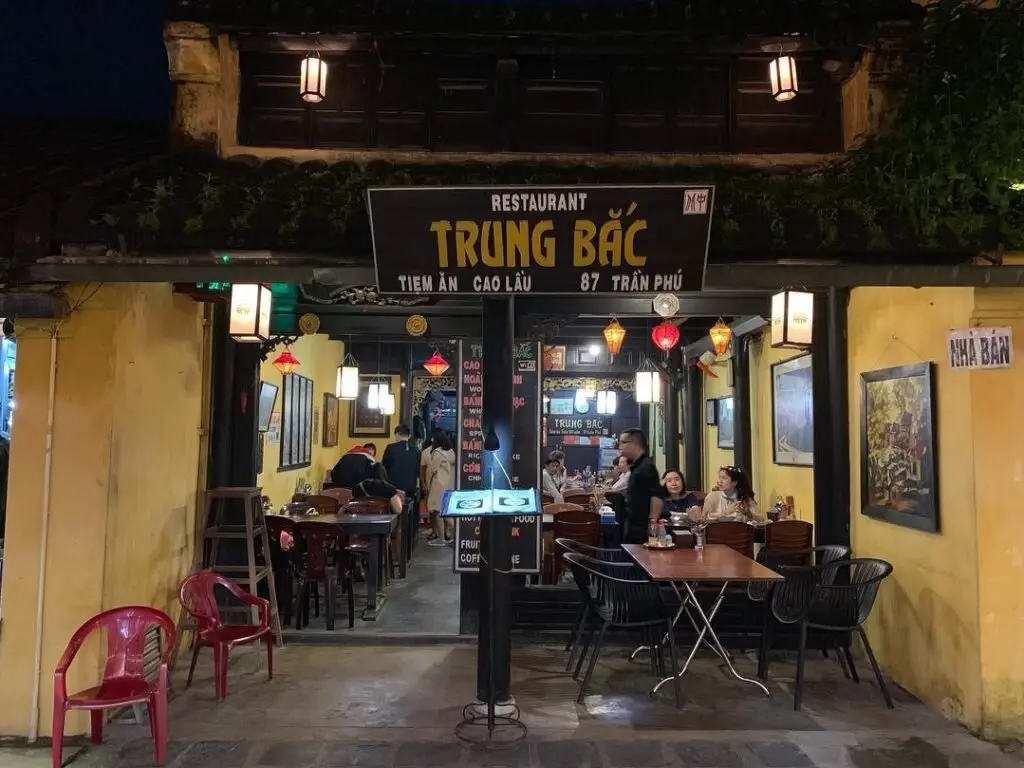 Trung Bắc restaurant Hội An - Nhà hàng cao lầu có thiết kế vô cùng ấn tượng giữa lòng phố Hội