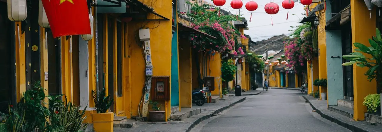 Có một phố cổ Hội An thật tình qua lăng kính của anh chàng Huy Khang