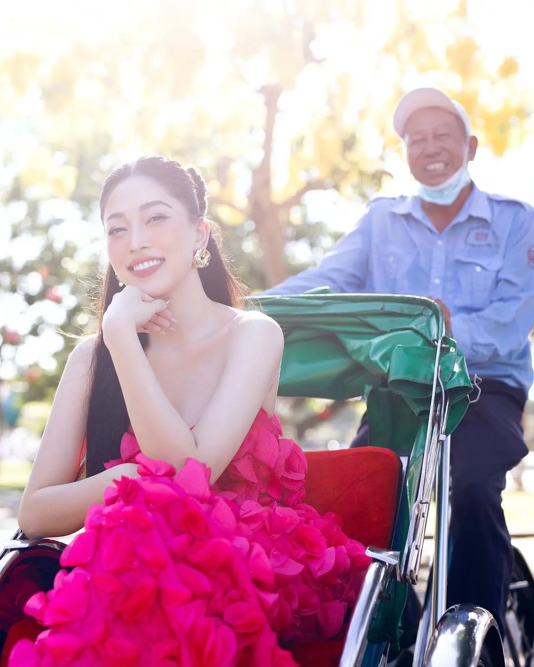 Check in Hội An đậm chất l&atilde;ng mạn v&agrave; ho&agrave;i cổ c&ugrave;ng &Aacute; hậu Phương Nga 3