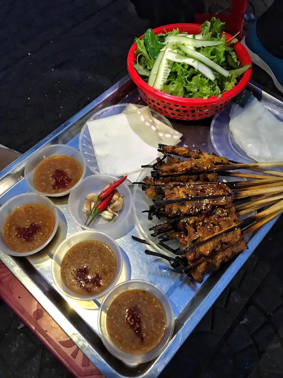 H&agrave;nh tr&igrave;nh c&ugrave;ng bạn Lu Nguyen kh&aacute;m ph&aacute; ẩm thực Hội An 6