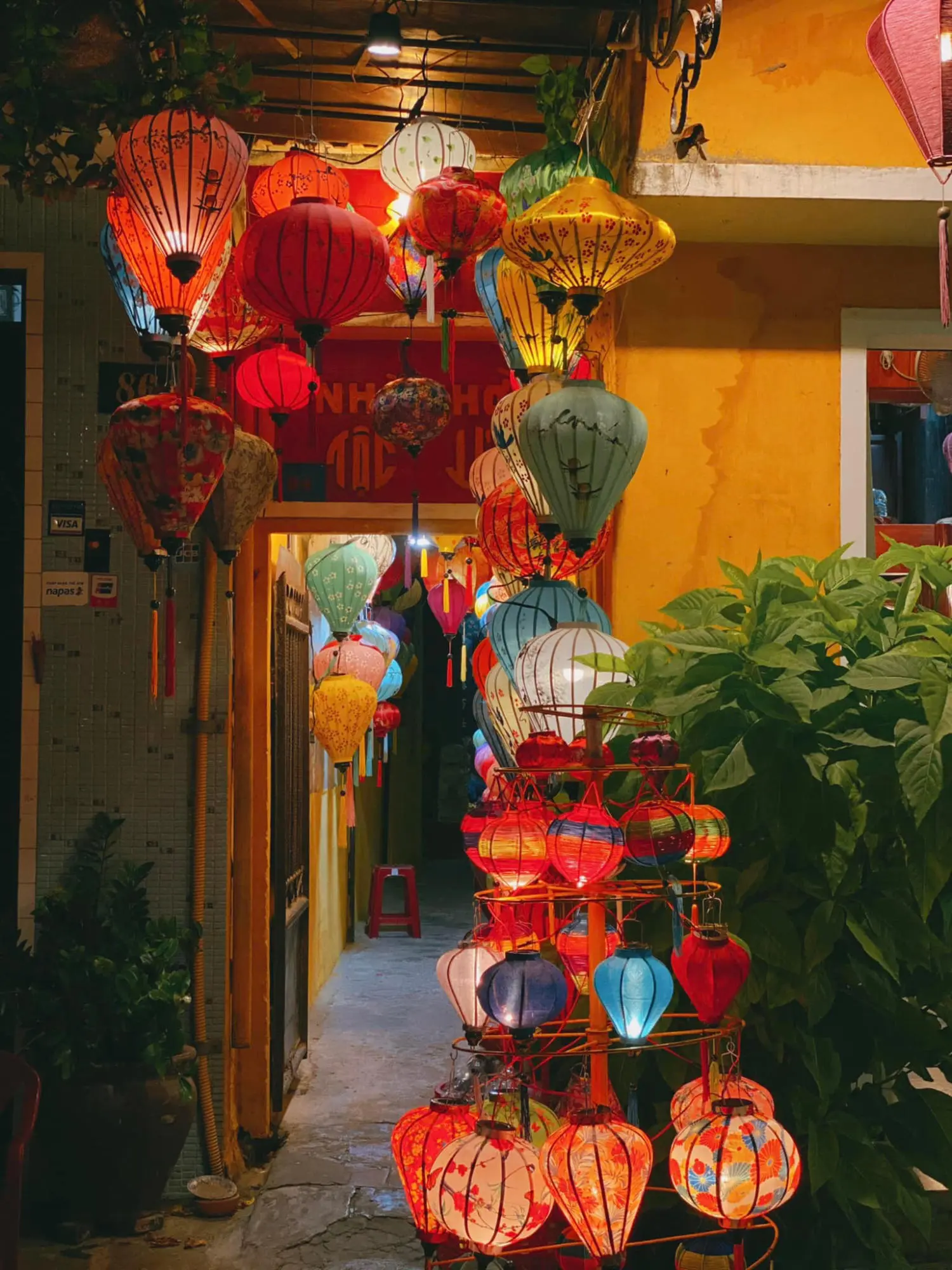 Hội An về đ&ecirc;m đẹp b&igrave;nh dị qua lăng k&iacute;nh của Trần Thế Văn 3