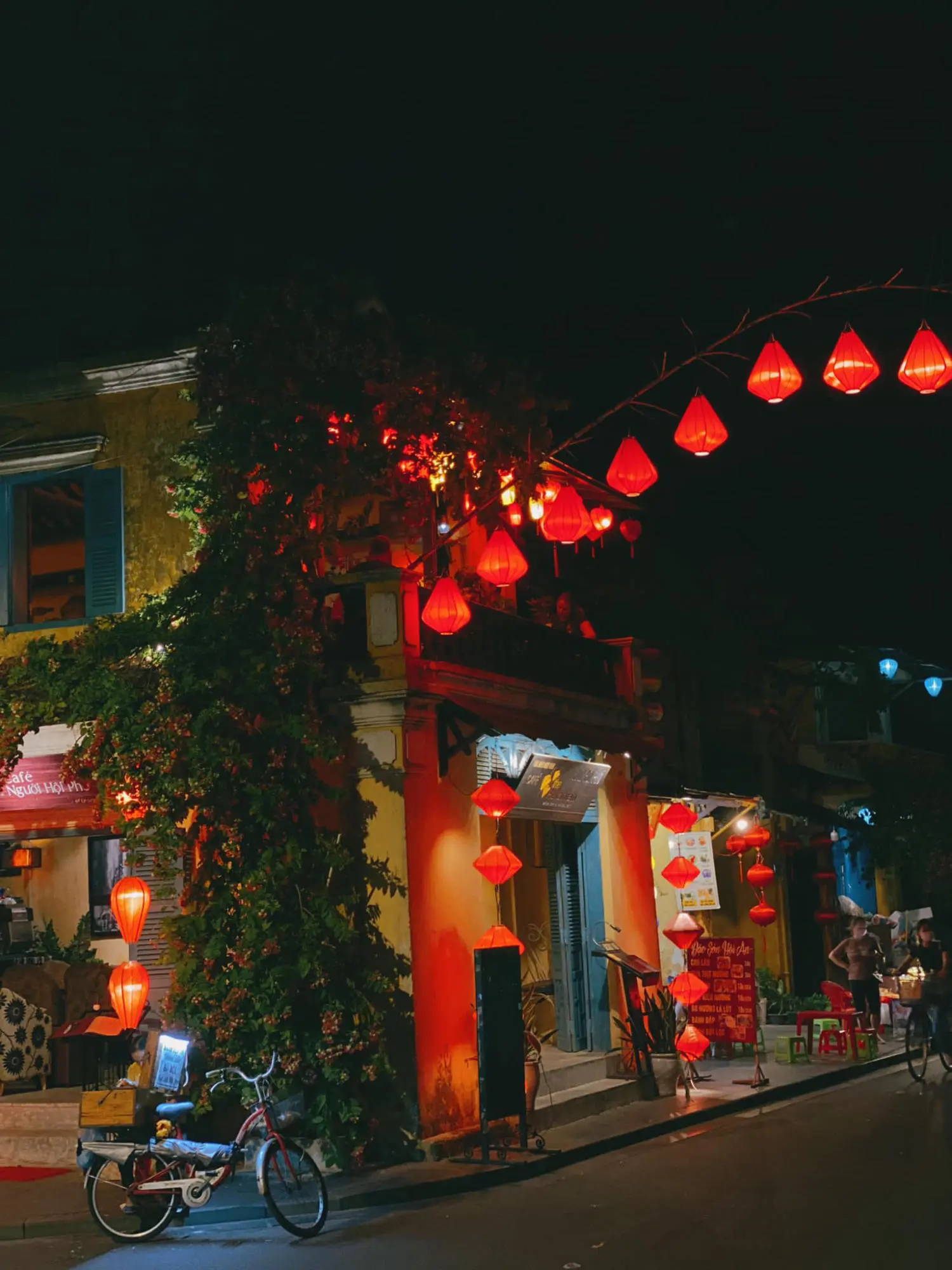 Hội An về đ&ecirc;m đẹp b&igrave;nh dị qua lăng k&iacute;nh của Trần Thế Văn 12