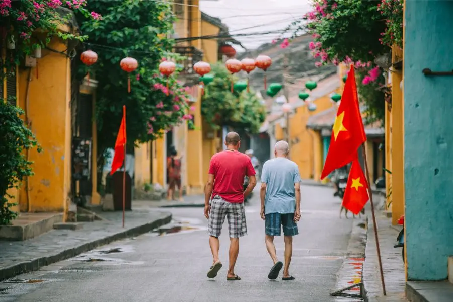 Lang thang Hội An v&agrave; kh&aacute;m ph&aacute; bức tranh rực rỡ xứ thương cảng 3
