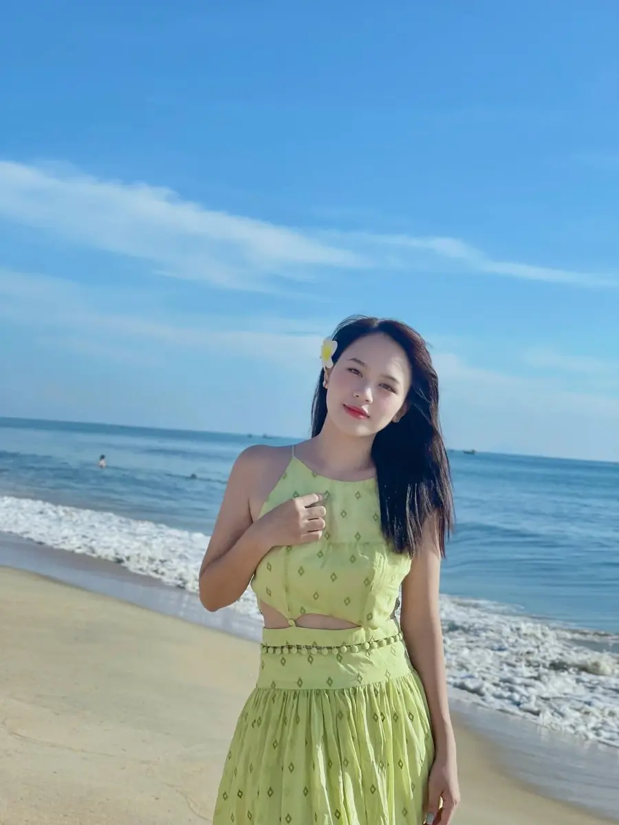 T&igrave;m về Biển B&igrave;nh Minh, kh&ocirc;ng gian nắng v&agrave;ng c&aacute;t trắng gần ngay Phố Hội 2