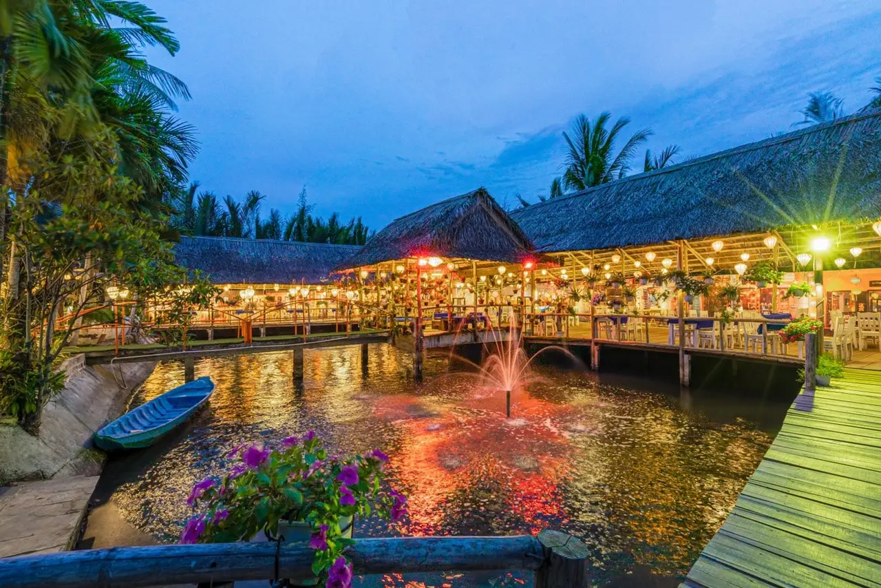 Top 10 qu&aacute;n cafe Hội An check-in view phố cổ si&ecirc;u đỉnh 6