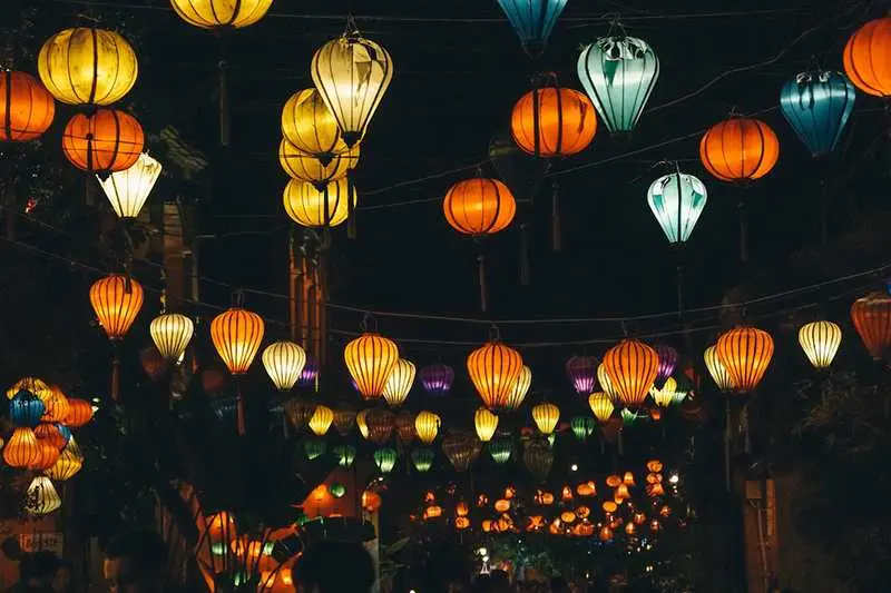 Dạo bước Hội An buổi tối: Hành trình thong dong giữa phố cổ 2