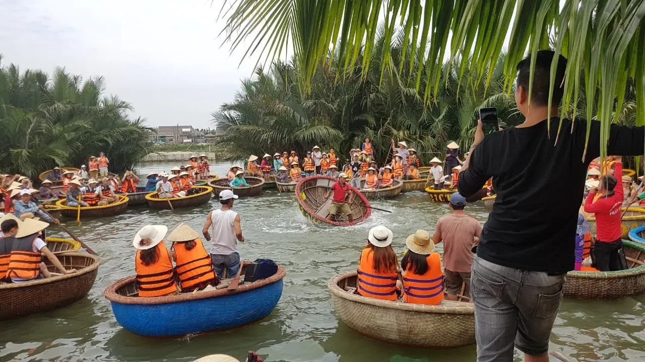 Gợi &yacute; lịch tr&igrave;nh tham quan rừng dừa Bảy Mẫu Hội An 1 ng&agrave;y - Miền T&acirc;y s&ocirc;ng nước phi&ecirc;n bản phố cổ 9