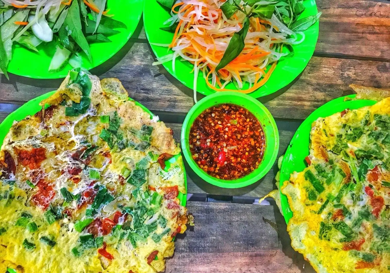 Bánh ép - Món ăn lạ miệng của xứ Huế làm say lòng bao thực khách