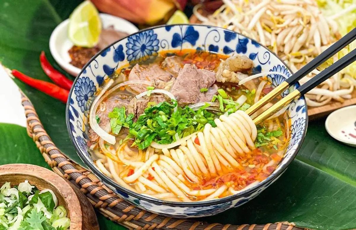 Bún bò Huế - 'Nàng thơ' của ẩm thực cố đô
