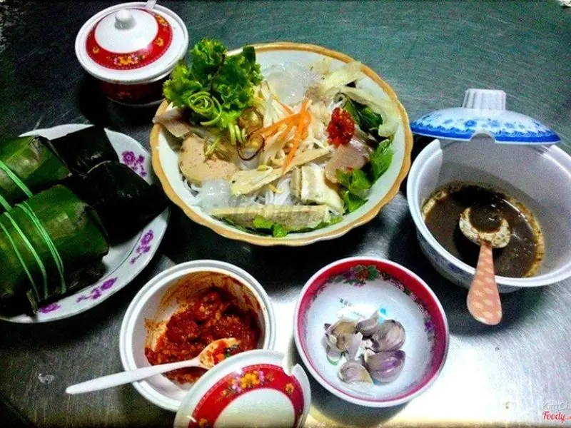10 qu&aacute;n b&uacute;n mắm n&ecirc;m Huế ngon đ&uacute;ng vị, d&acirc;n địa phương hay gh&eacute; 6