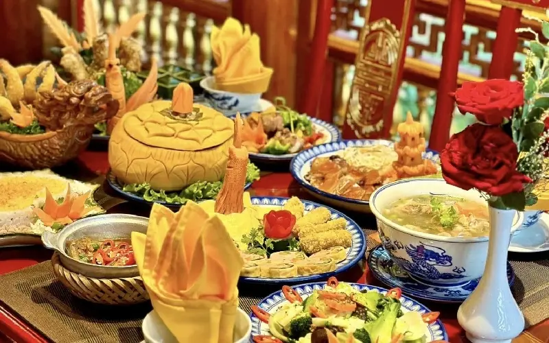 Ẩm thực cung đ&igrave;nh Huế: Tinh hoa ho&agrave;ng gia qua nhiều thế kỷ 2