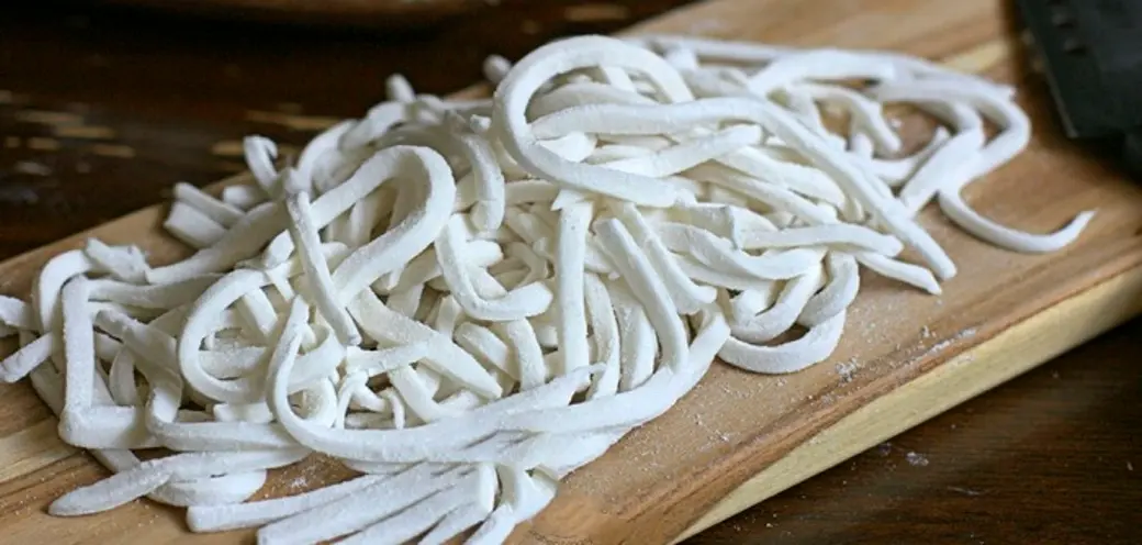 Bánh canh cá lóc – Món ăn dân dã không thể thiếu của người dân xứ Huế 4