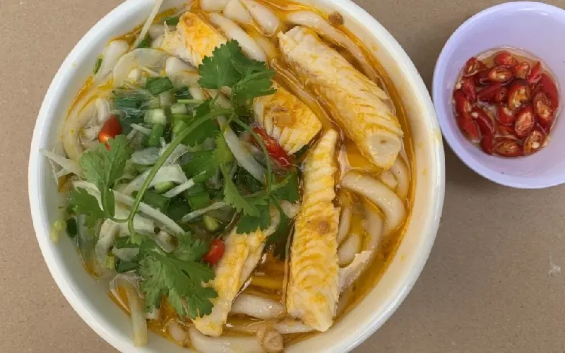 Bánh canh cá lóc – Món ăn dân dã không thể thiếu của người dân xứ Huế 16