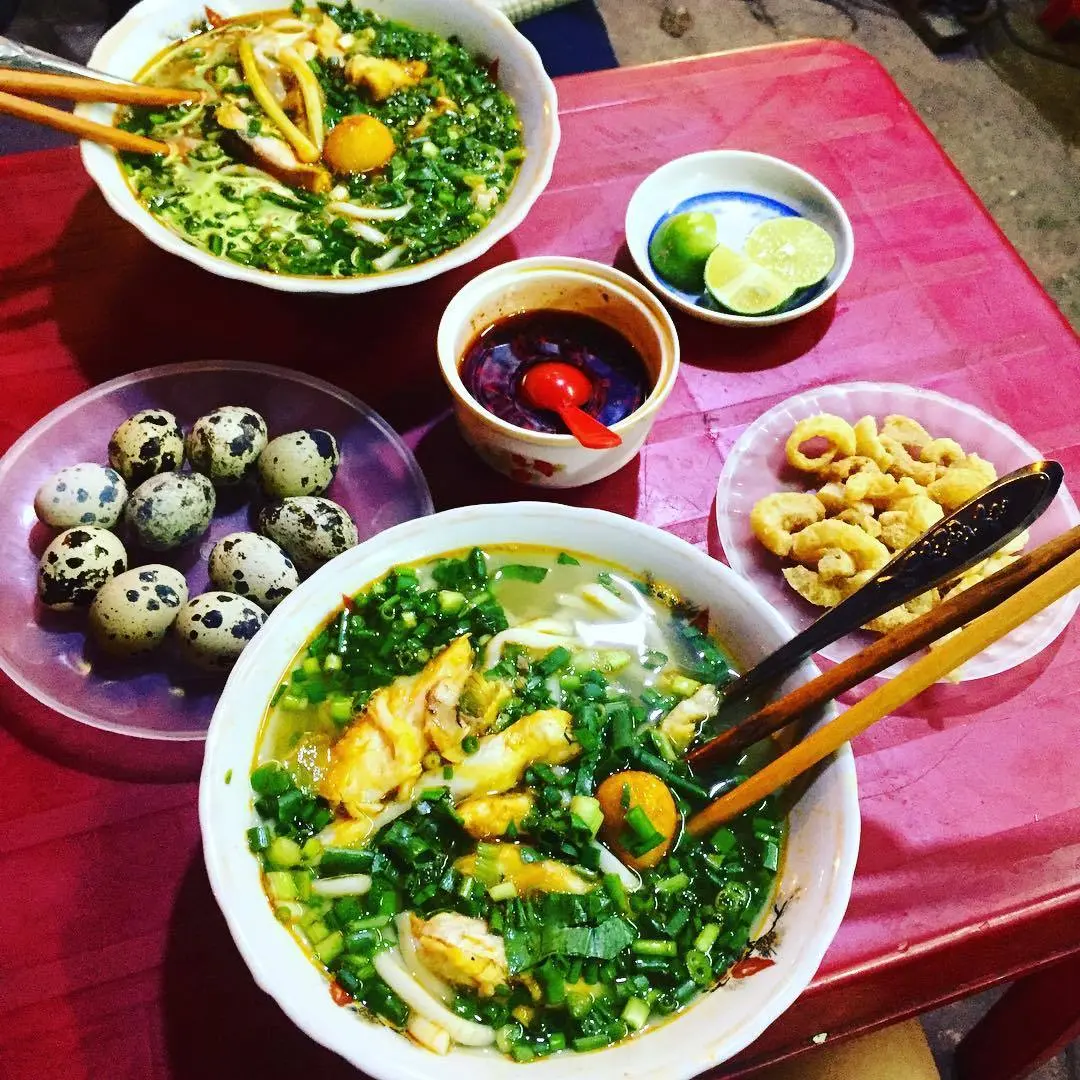 B&aacute;nh canh c&aacute; l&oacute;c Thủy Dương - Khu phố ẩm thực ngon trứ danh bạn nhất định kh&ocirc;ng được bỏ lỡ 4