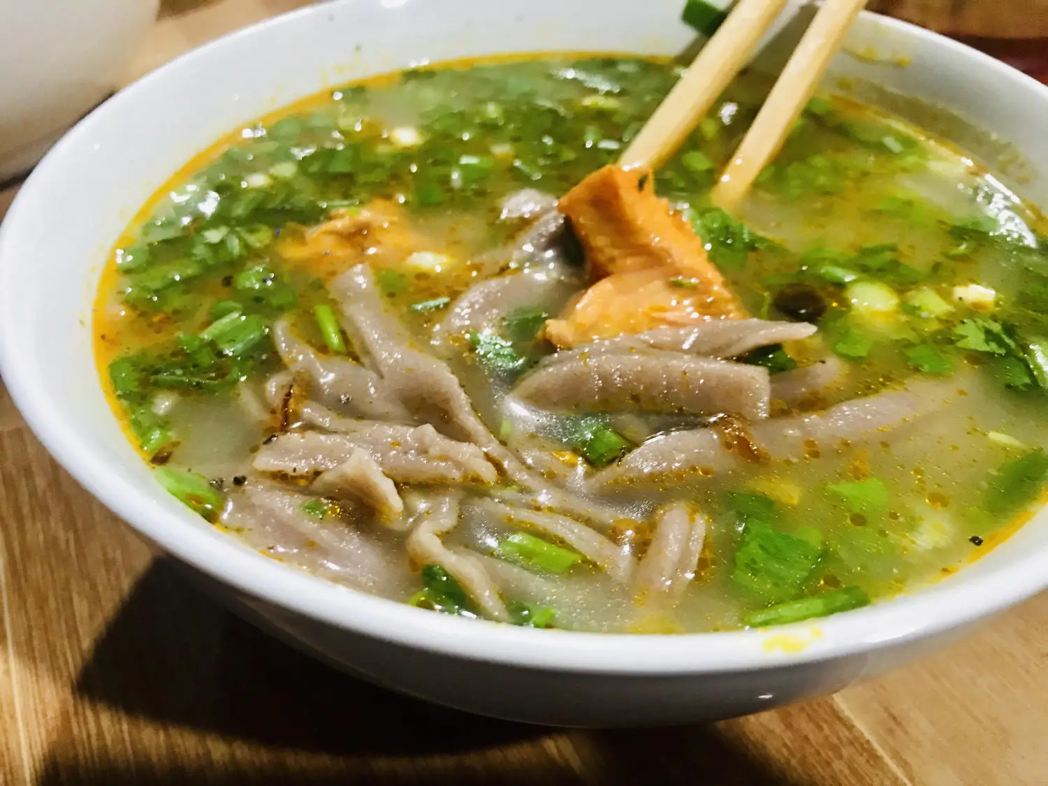 B&aacute;nh canh c&aacute; l&oacute;c Thủy Dương - Khu phố ẩm thực ngon trứ danh bạn nhất định kh&ocirc;ng được bỏ lỡ 3