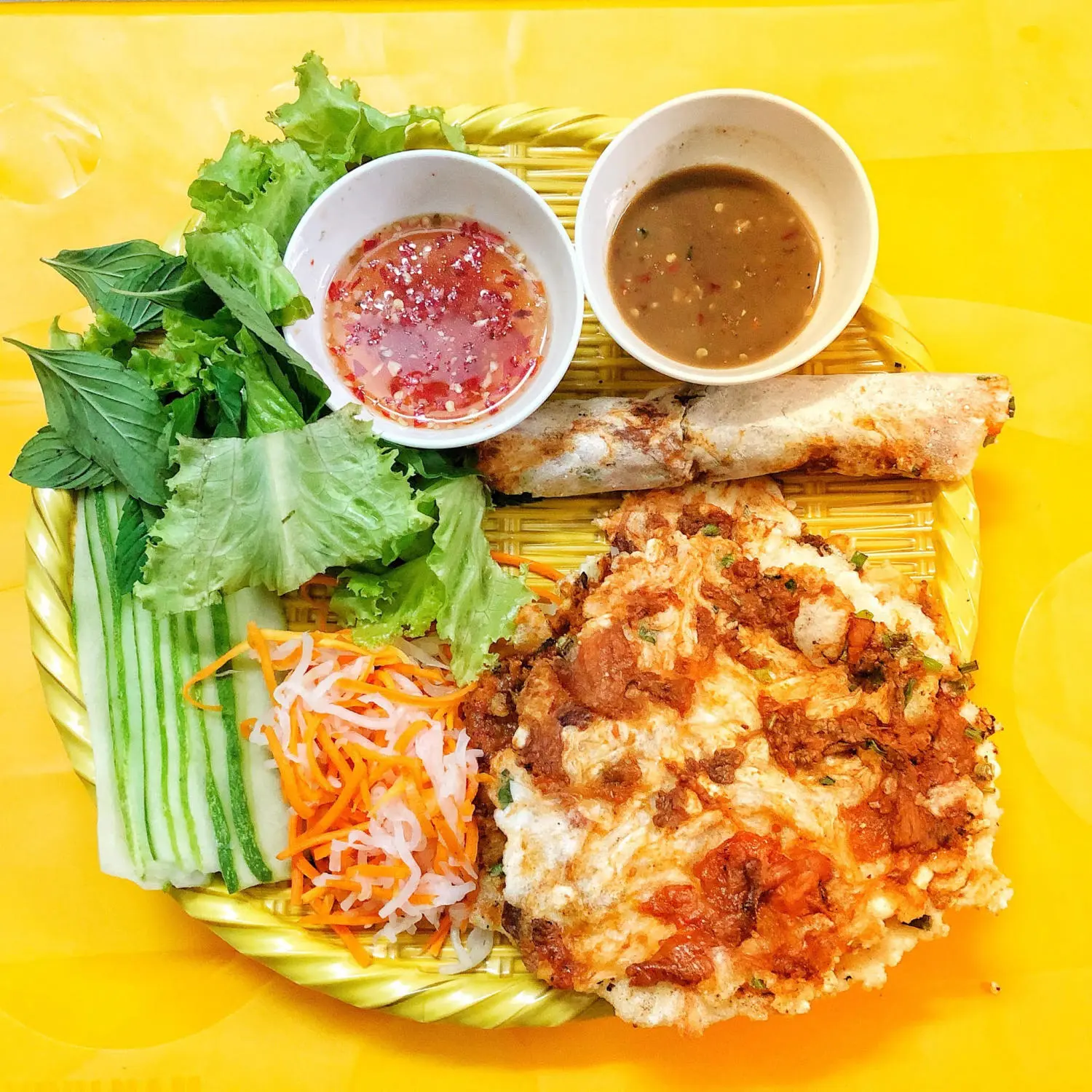 B&aacute;nh &eacute;p - M&oacute;n ăn lạ miệng của xứ Huế l&agrave;m say l&ograve;ng bao thực kh&aacute;ch 8