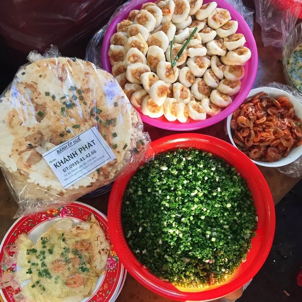 B&aacute;nh &eacute;p - M&oacute;n ăn lạ miệng của xứ Huế l&agrave;m say l&ograve;ng bao thực kh&aacute;ch 6
