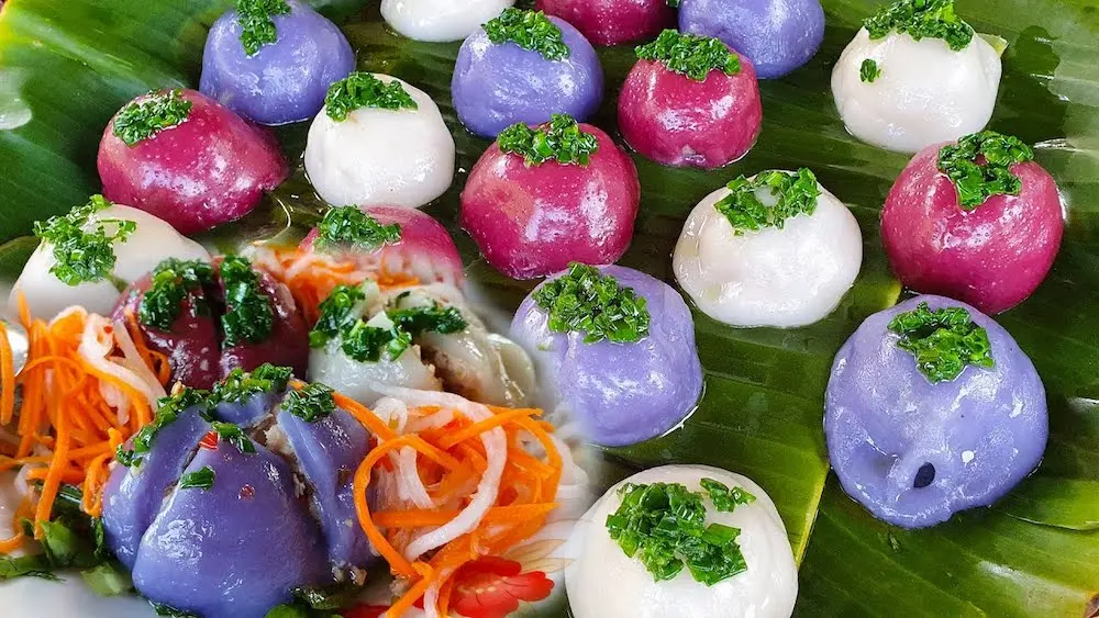 Công phu nghề làm bánh ít ngũ sắc xứ Huế 5