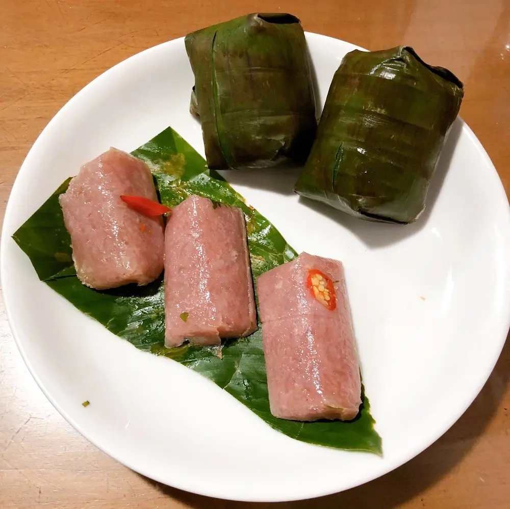 Đặc sản nem chua Huế - Món ngon được ưa chuộng vào dịp lễ Tết tại Huế 3